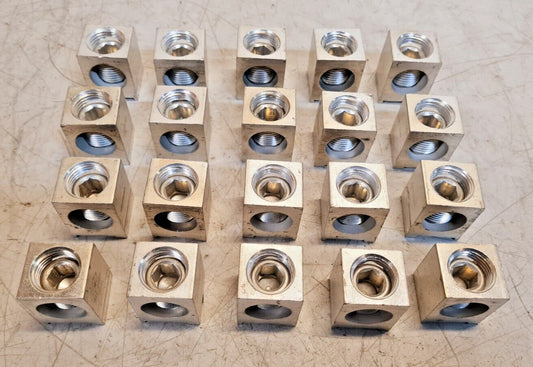 20 Quantity of Square D Mechanical Lug 48010082 (20 Qty)