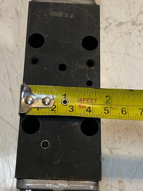 Hydraulic Swing Assembly Valve EC2MK 11mm End 1-3/4" W 2-1/4" H 11-1/2" L