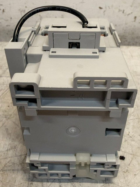 Carrier Transicold Definite Purpose Contactor Model 10-00433-11 Control Switch