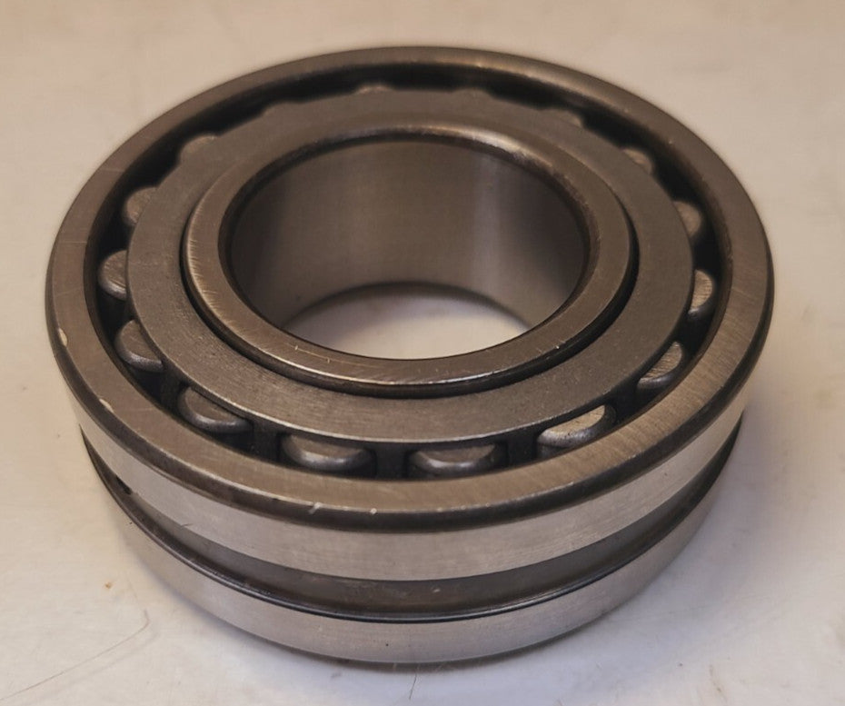 URB Spherical Roller Bearing 22207 CC3 W33