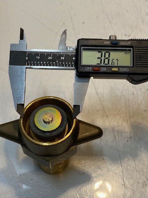 Faster FB 12/34 NPT F5 Hydraulic Socket Brass Flat Valve 3/4 in NPT