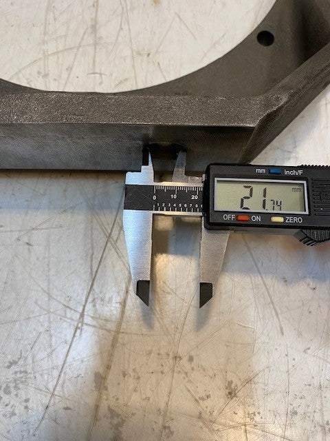 Cummins L10 Engine Mount 3819498 | 18" Long 8" Wide 3" Thick 22mm Holes