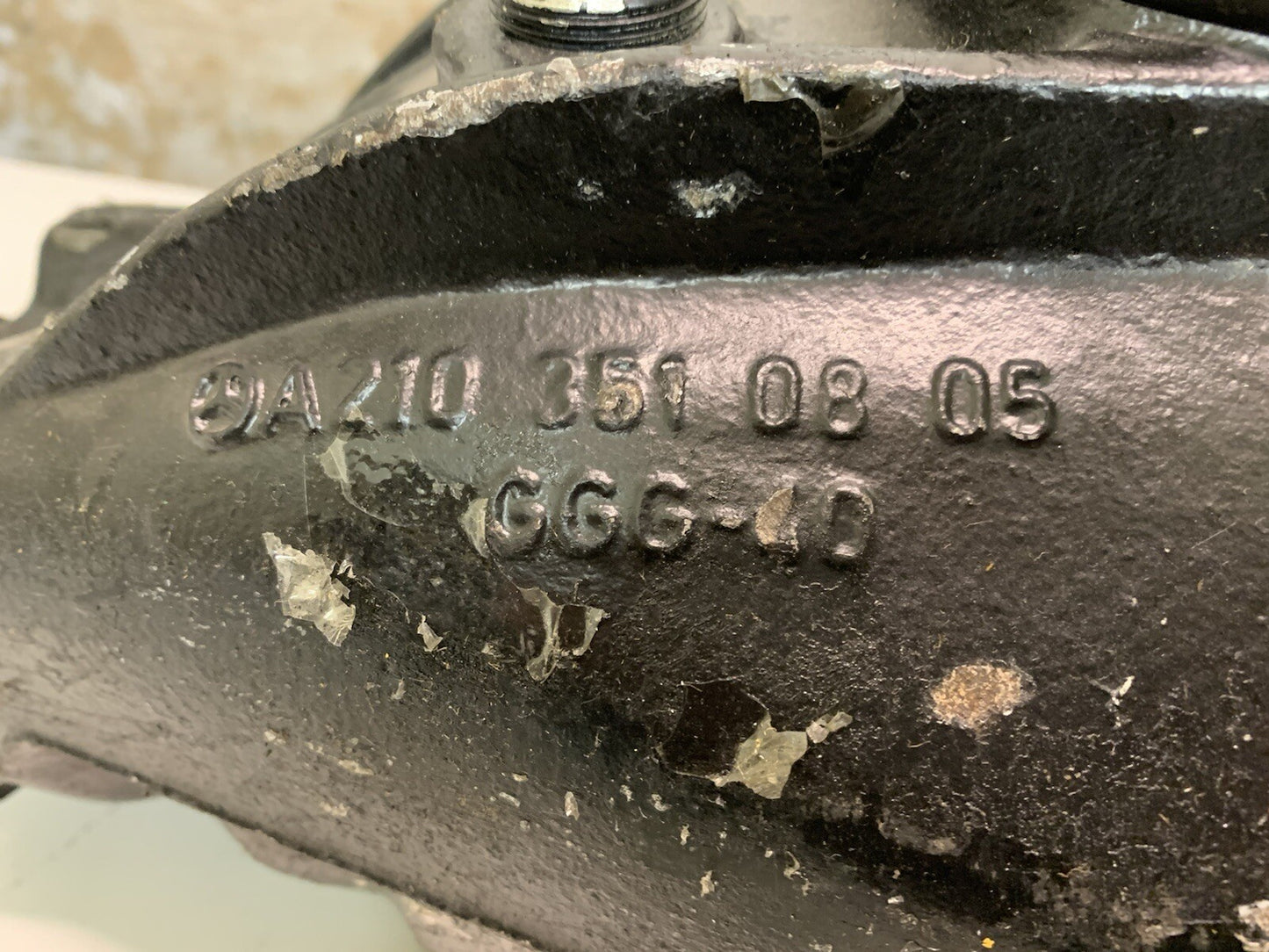 Mercedes Benz Differential A210-351-08-05 Genuine OEM 209-350-06-14