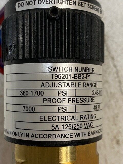 Barksdale Pressure Vacuum Switch T96201-BB2-P1 360-1700 Psi 5A 125/250 VAC