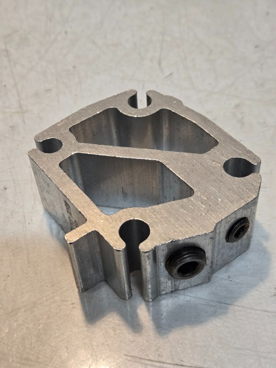 2 Quantity of Ford D3TZ-6A713-A Oil Filter Adapter Spacer D3TE-6A713-AA (2 Qty)