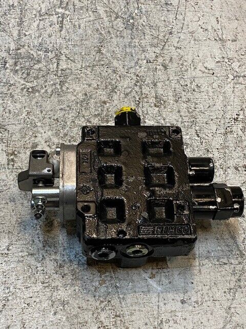 Nimco Controls Hydraulic Loader Valve 10339-2S | 10112 | 368792