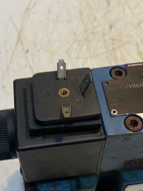 Mannesmann Rexroth Hydraulic Directional Control Valve 4WE6J60/EW110N9K4/B10N10