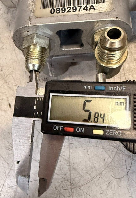 High-Pressure Oil Pump For Diesel Engines 0892974A Hydraulic Replacement