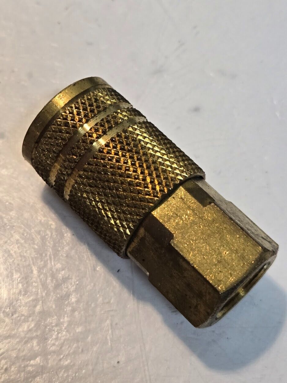 9 Quantity of Amflo C280B 1/4" Quick Change Couplings 1/4" FNPT Brass (9 Qty)