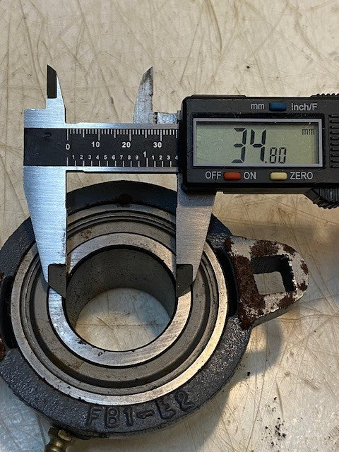 Hub City FB160X1-3/8, 1 3/8" Bore, Flange Bearing Unit, Set Screw, 2-Bolt