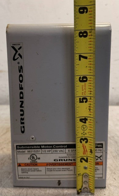 Grundfos Submersible Motor Control Box Model 98315251 Pump Control Unit