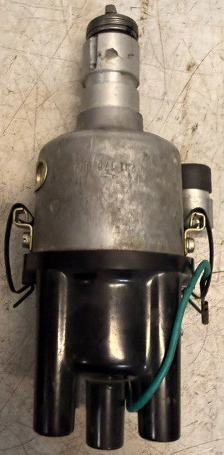 Bosch Centrifugal Advance Ignition Distributor 0-231-178-009 Engine Assembly