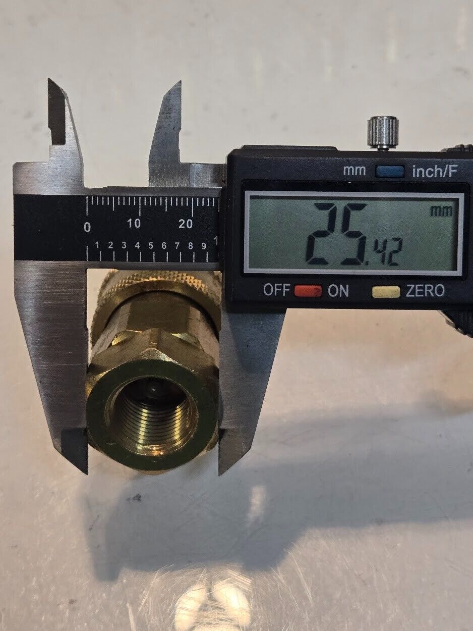 Snap-Tite BVHC-6 3/8" Quick Connect Coupling A021-2 3/8" FNPT 3/8" Quick Connect