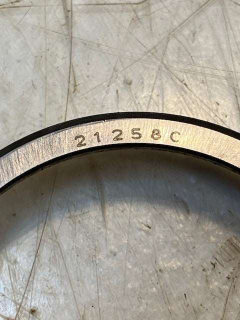 2 Qty of SKF Bearings 45449 Single Row Tapered Roller Bearings 21258C (2 Qty)