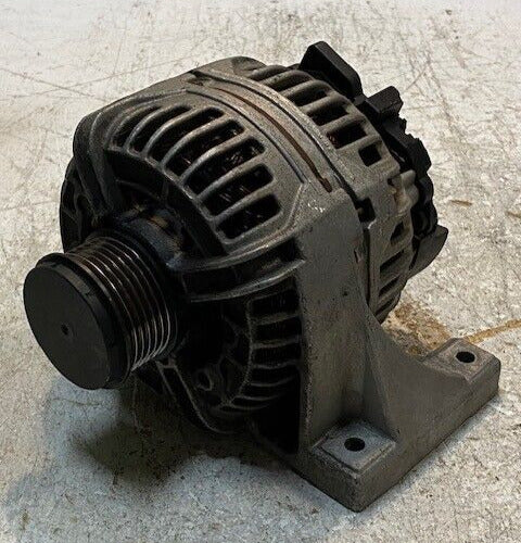 Volvo Alternator 9459077 Bosch 0124515019