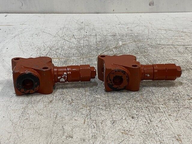 2 Qty of KYB C0610-30015 Plug Valves P1/2 (2 Quantity)