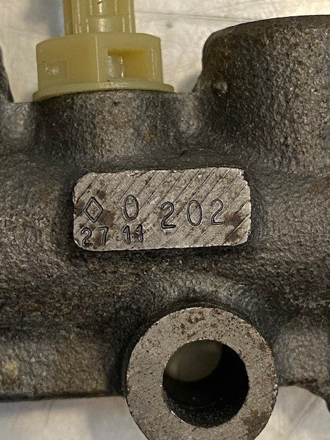 Brake Proportioning Valve 2711 | 0202 | 5-1/2" Long 4" Wide