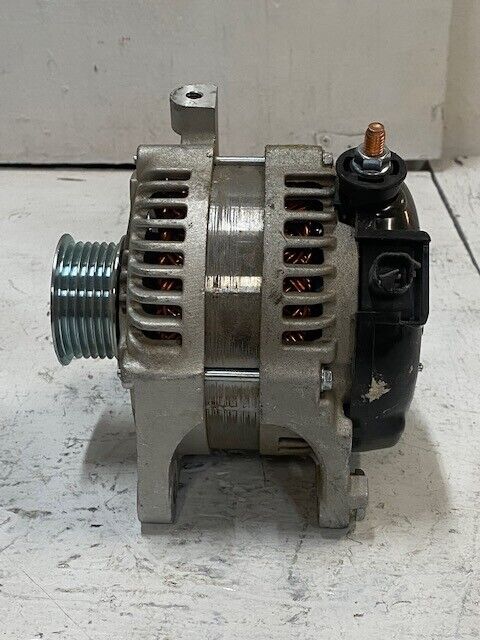 Alternator 11295N | AM21E1 | 12 Volts | PO0217399001600017