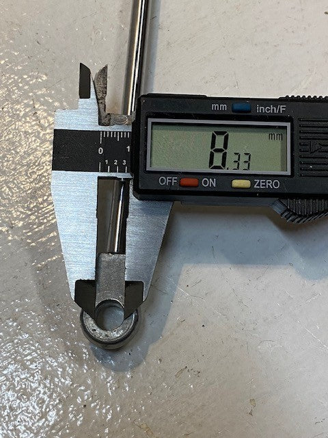 2 Quantity of AVM P6904 Gas Springs (2 Quantity)