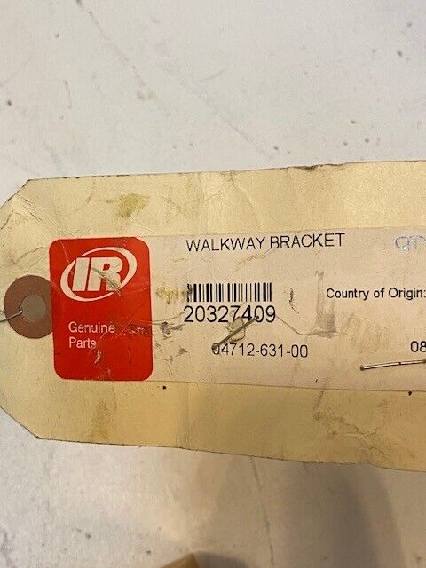 IR Walkway Bracket, Yellow 20327409 | 04712-631-00 22-1/2" Long 4-1/4" Wide