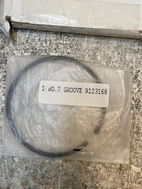 John Deere Piston Ring Kit No. 1 Groove R123163 (2) & No. 2 Groove R123168 (1)