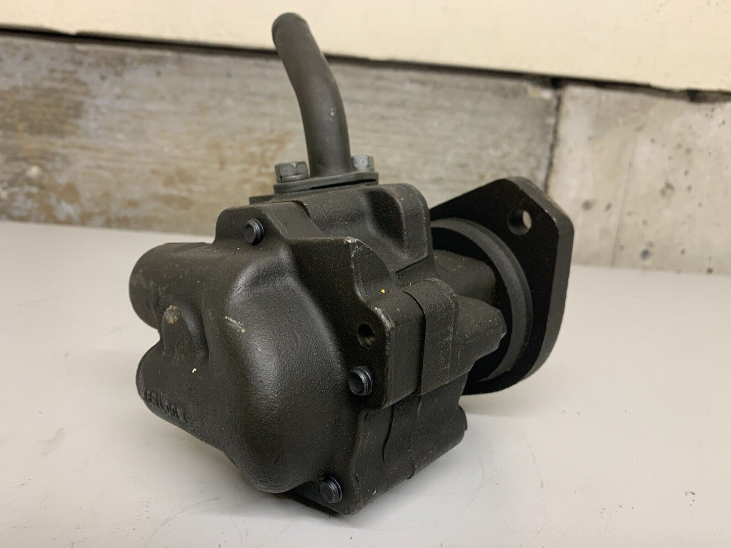 Freightliner 681-466-1901 Left Hand Rotation Pump