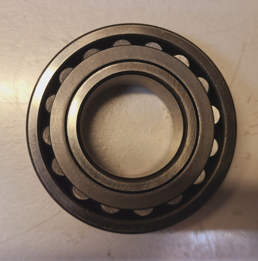 URB Spherical Roller Bearing 22207 CC3 W33