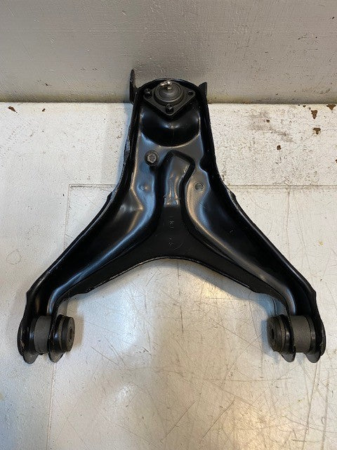 Right Suspension Control Arm M9 | 14-1/2" Long 13-1/2" Wide