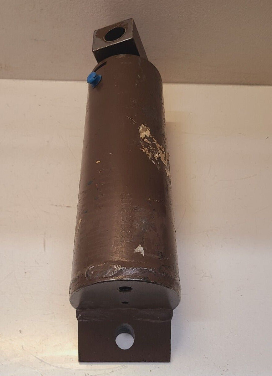 Hydraulic Cylinder Part Number T90831N