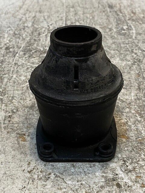 Axle Rubber Subframe Mounting 04980-620 33mm Bore 4" x 3-1/2" x 3"