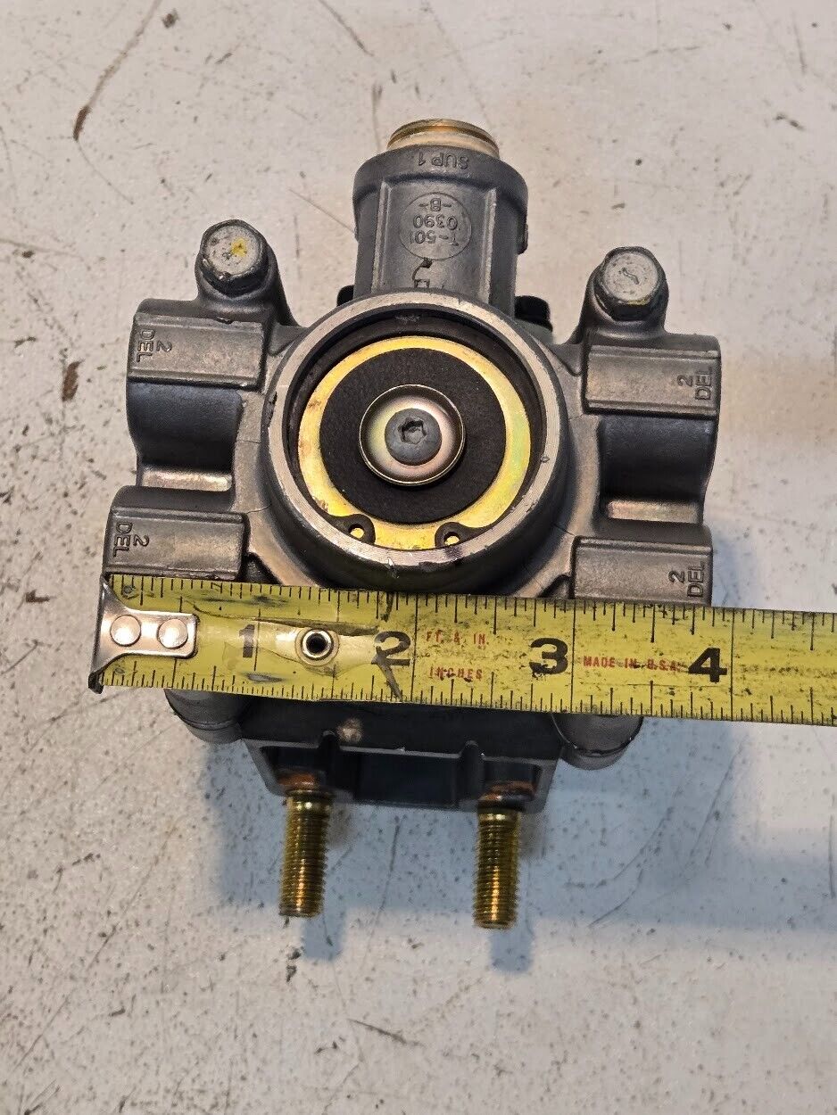 Bendix Spring Brake Modulating Valve K022565