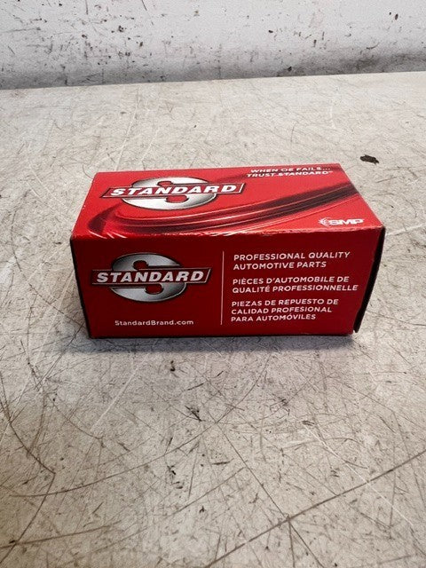 2 Quantity Standard Motor Products Coil-on-Plug Boot SPP165E (2 Quantity)