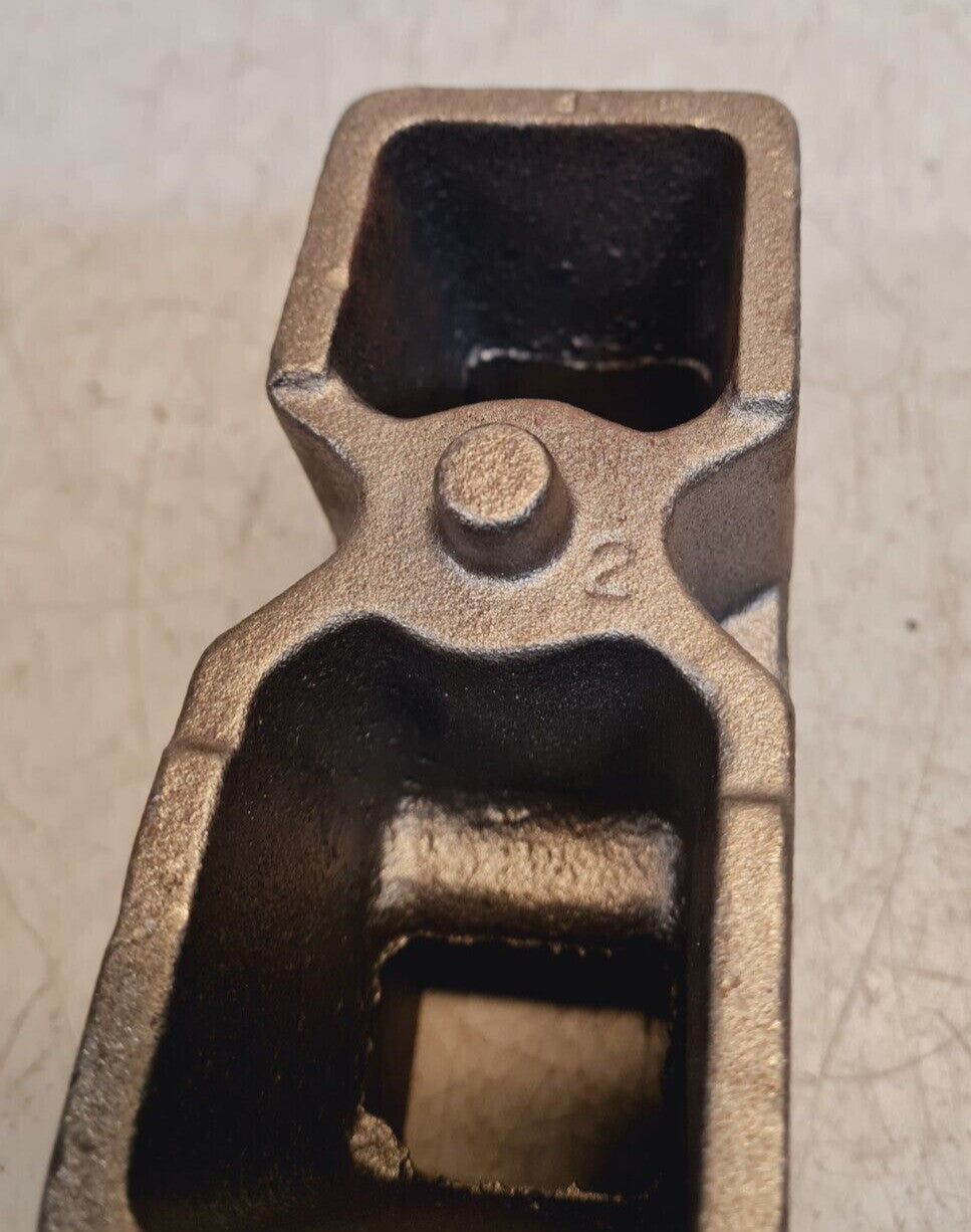 Skyjacker Rear Block 5.5" Off-Center Pinned RB255