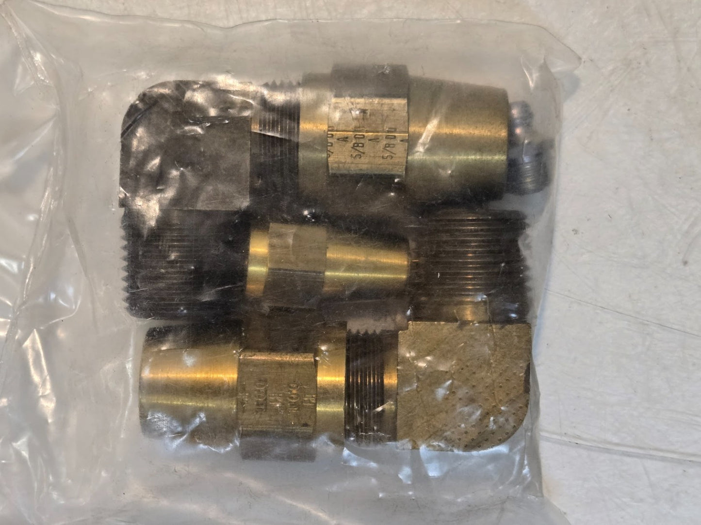 Eur-Pac Hardware Kit 12269900 for Bendix King Brake Valve | Pictured Items Only