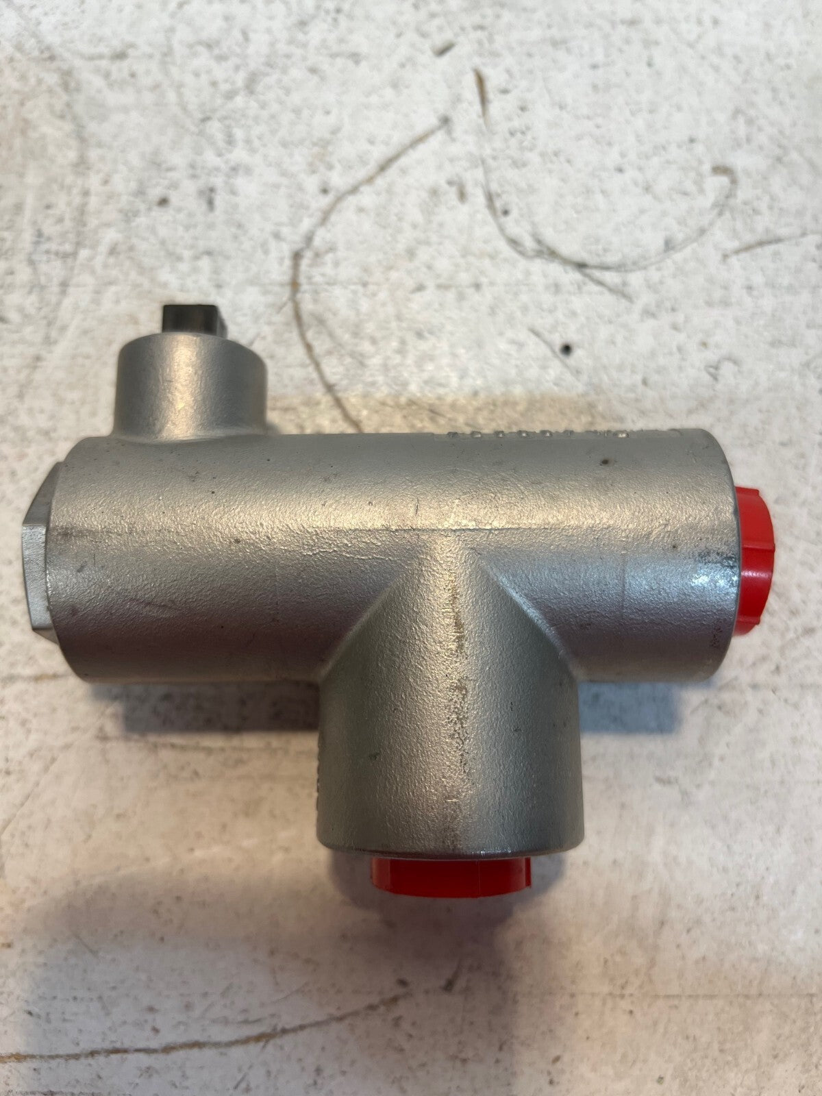 Pneu 233245 Hydro Product Vent, Outlet, Inlet