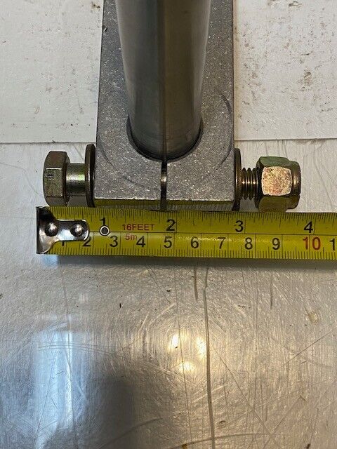 Kenworth Horton Leaf Spring Shackle Side Bar Crank Handle 13890-F-23902, 4966472