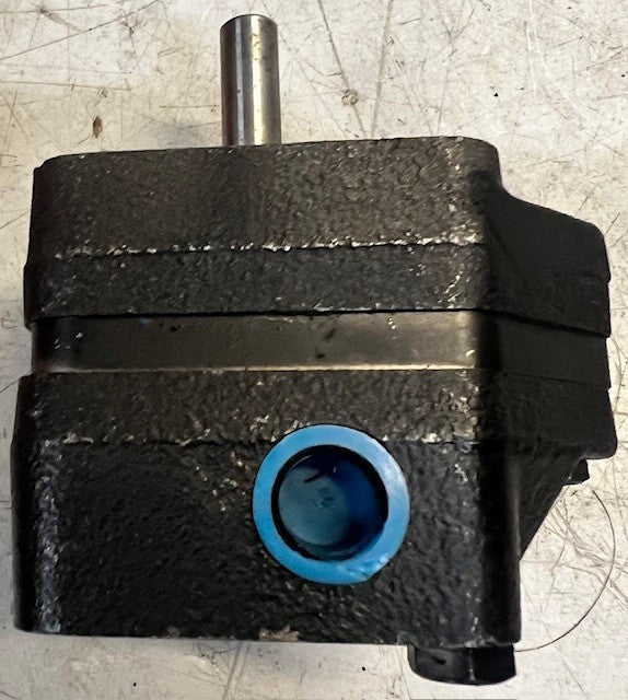 Hydraulic Gear Pump Model 1586057 | 1588546 Hydraulic S203L-3052